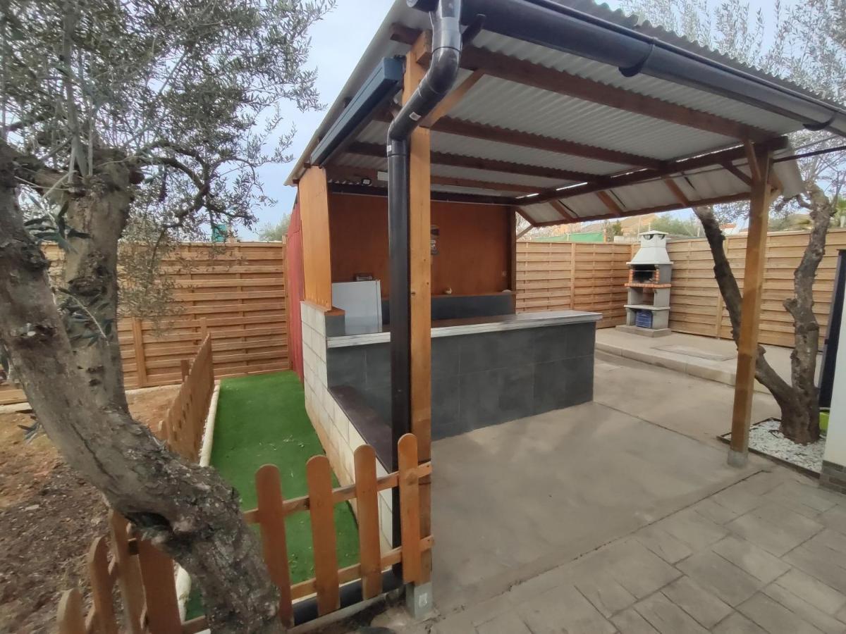Chalet En El Aljarafe A 15 Min De Sevilla Exterior photo